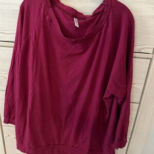 Women's Burgundy Top